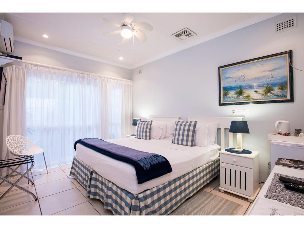 Flamingo Rocks Bed & Breakfast Дърбан Екстериор снимка