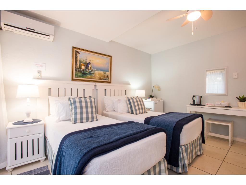 Flamingo Rocks Bed & Breakfast Дърбан Екстериор снимка